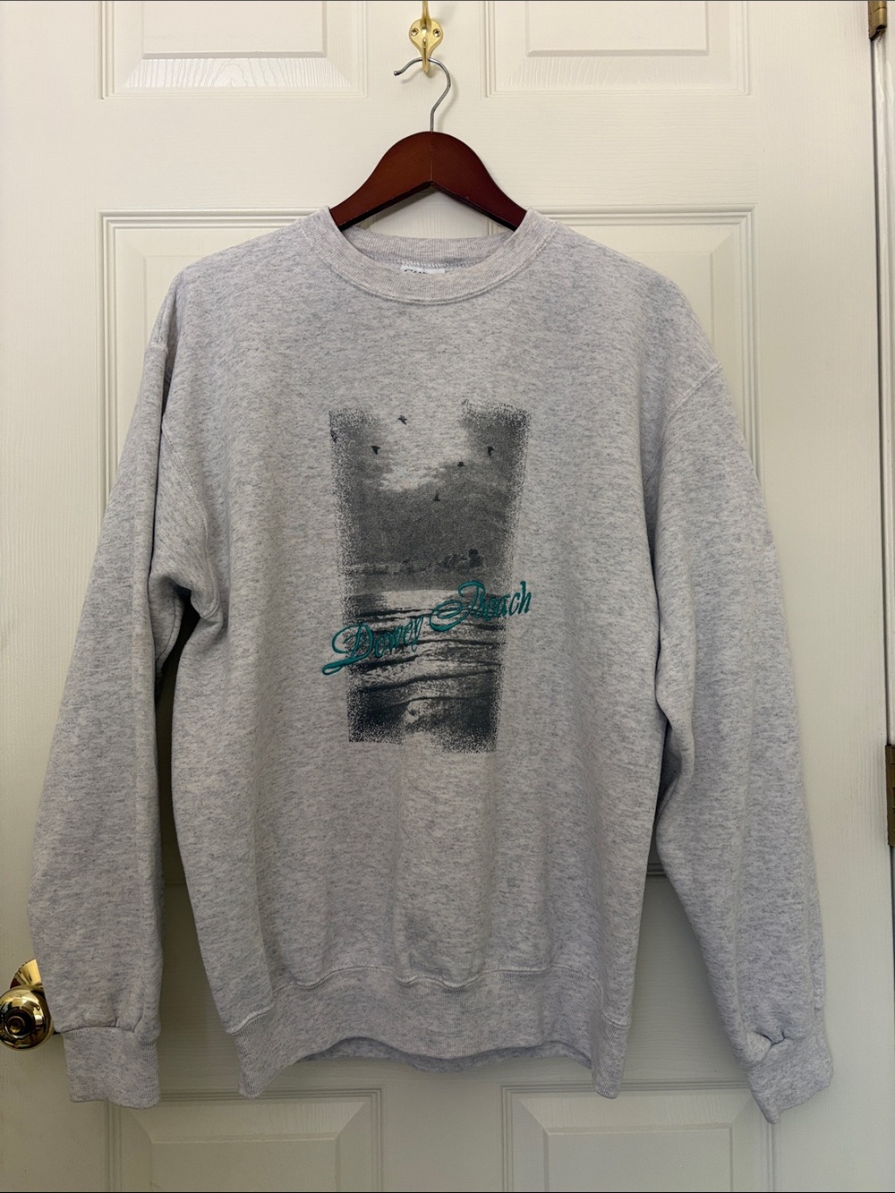 Vintage Dewey Beach Grey Gray Crewneck Pullover Sweatshirt.